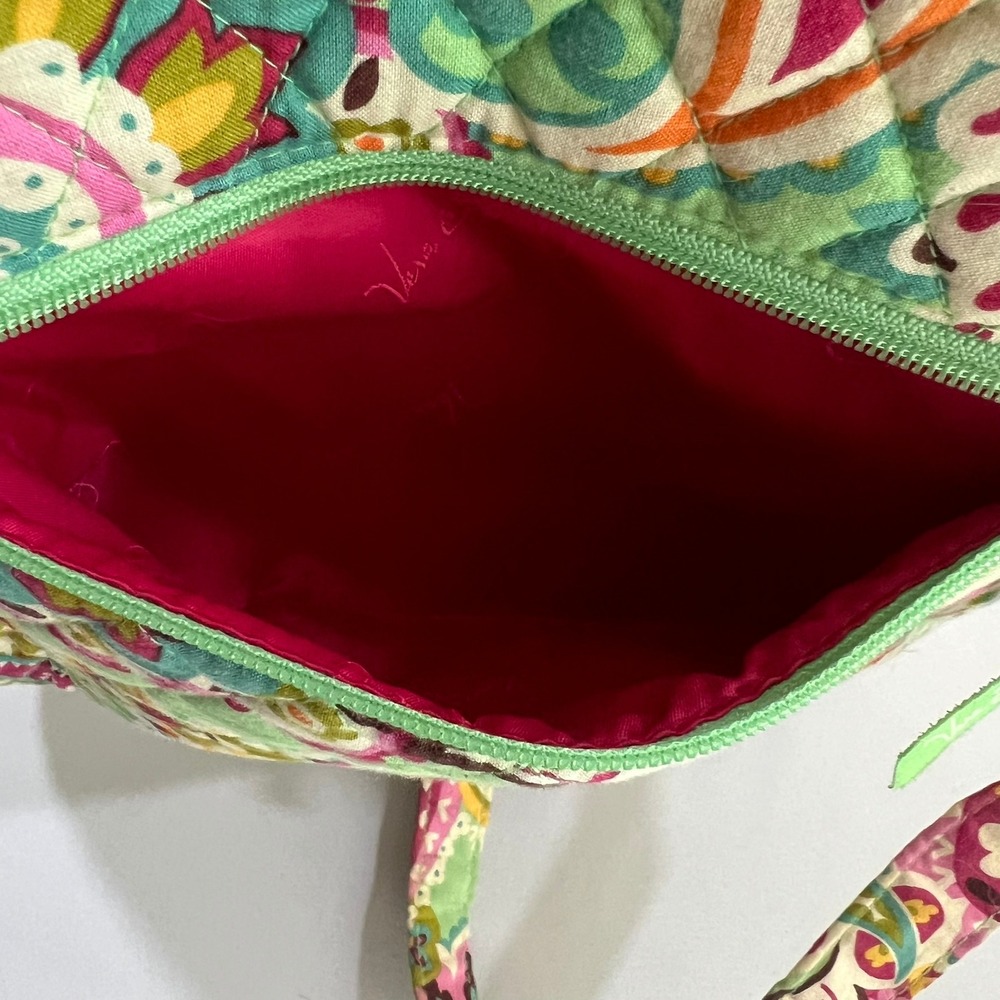 Vera Bradley Tutti Frutti Mailbag Crossbody Bag Quilted Green Pink Paisley - Picture 7 of 15